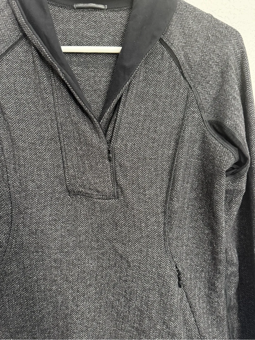 Lululemon Think Fast Pullover